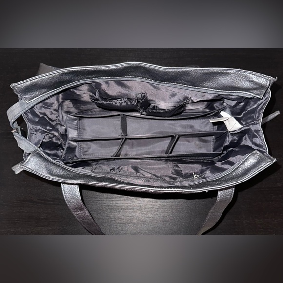 Silver Purse - Picture 6 of 6